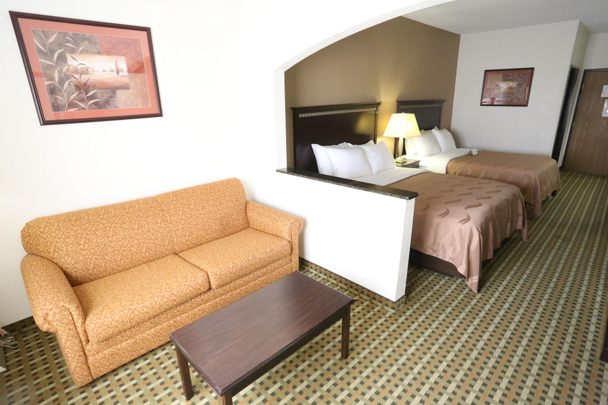 Quality Suites Burleson - Ft Worth エクステリア 写真