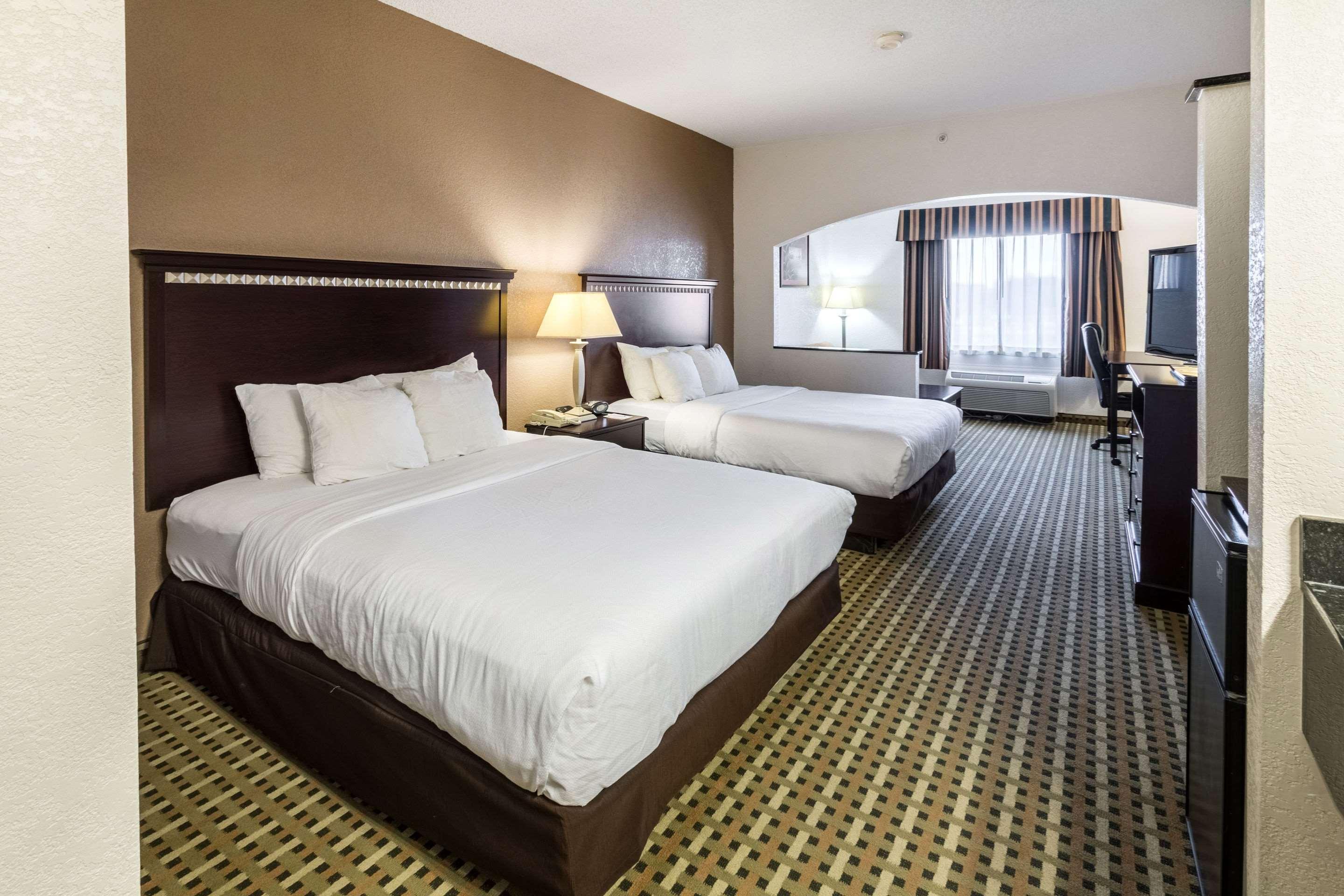 Quality Suites Burleson - Ft Worth エクステリア 写真