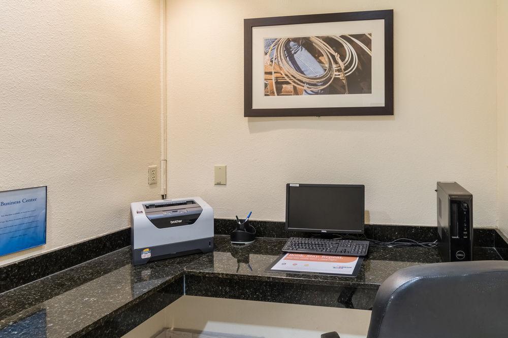 Quality Suites Burleson - Ft Worth エクステリア 写真