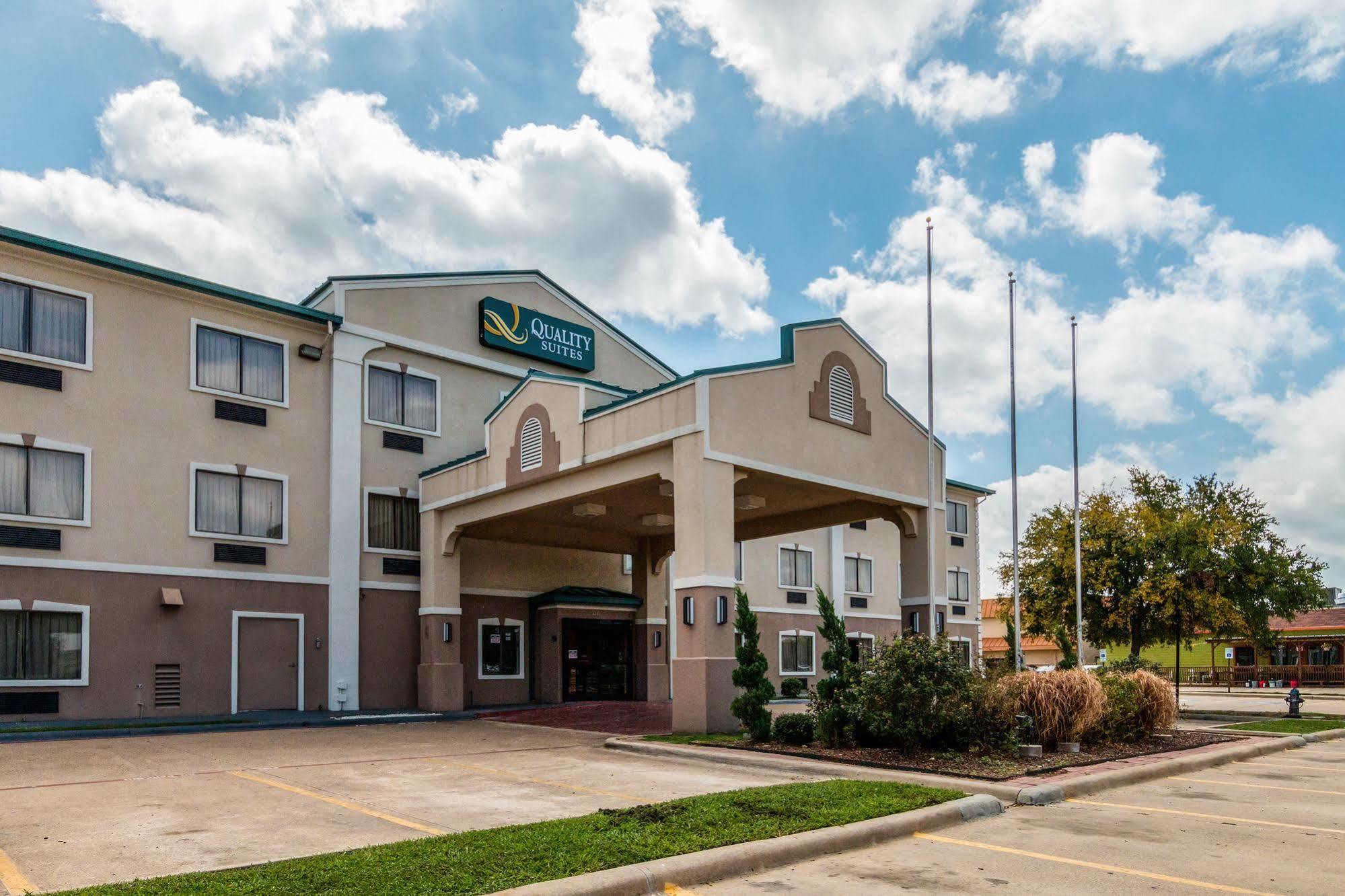 Quality Suites Burleson - Ft Worth エクステリア 写真